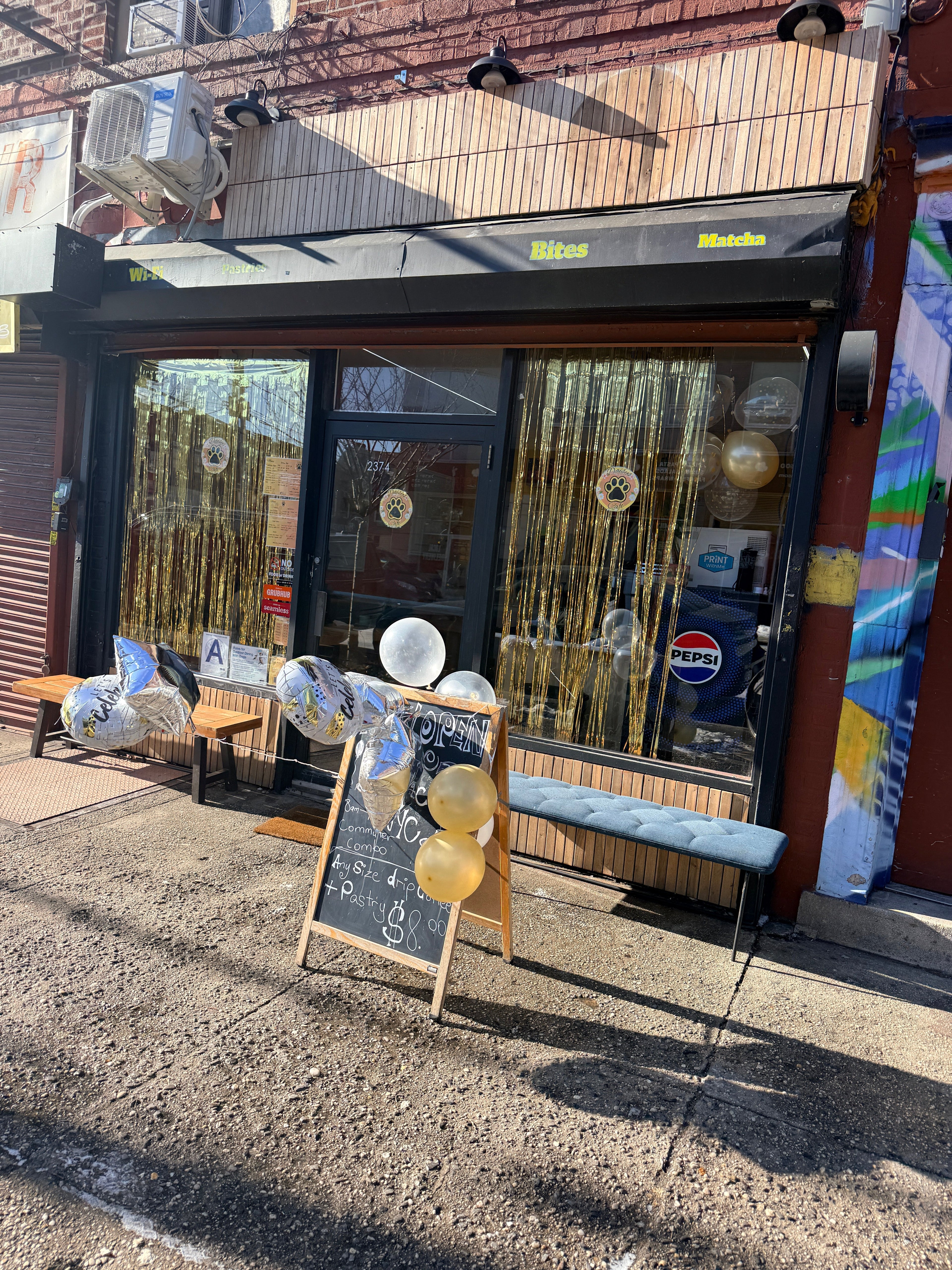 Daisy's Cafe NYC - Grand Opening